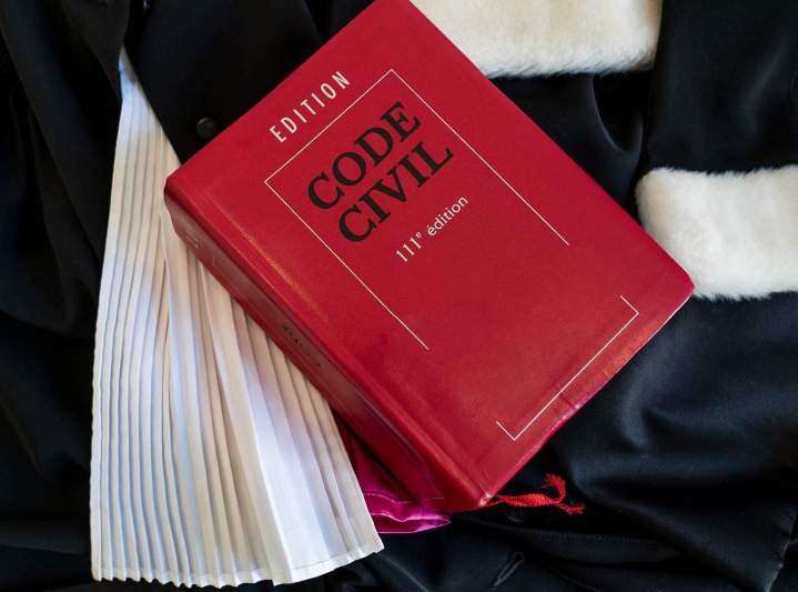Code civil Andrézieux-Bouthéon